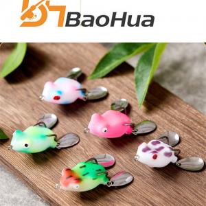 3.2cm4.5g Top Water Soft Frog Lure Fishing Simulation Frog with Double Hook Sequins Crank Wobbler